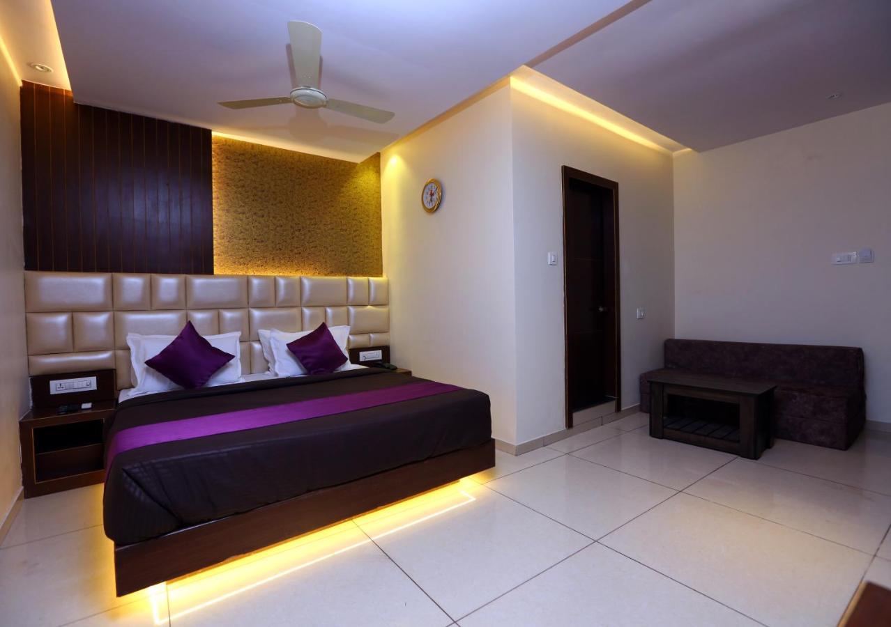Hotel Hindustan Residency Thane Buitenkant foto