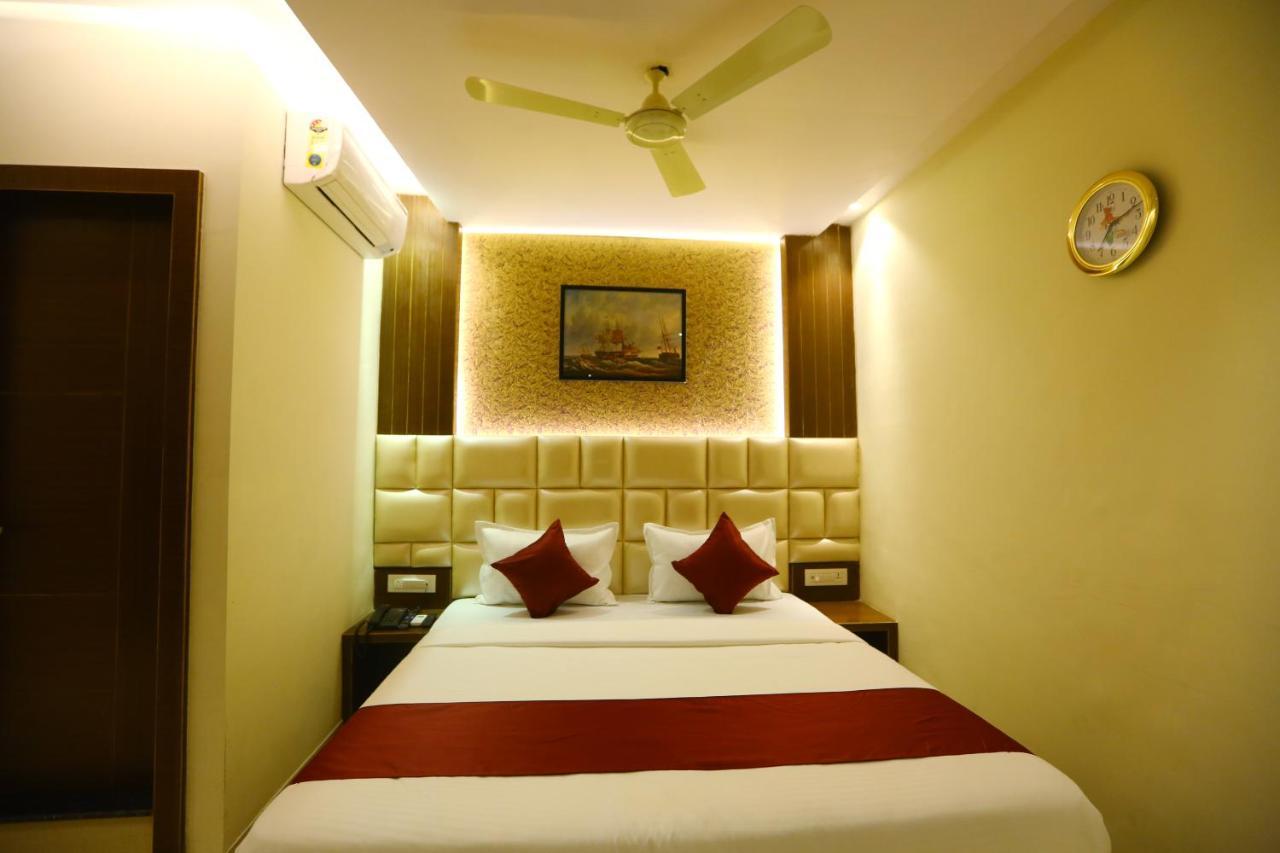 Hotel Hindustan Residency Thane Buitenkant foto
